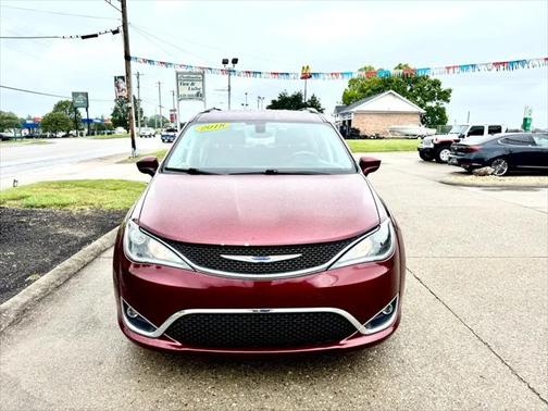 2018 Chrysler Pacifica Touring-L Plus