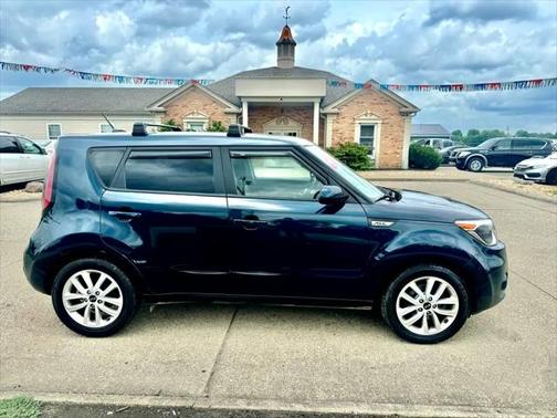 2017 Kia Soul +
