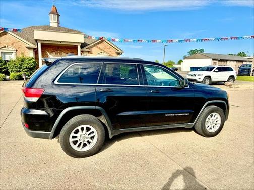 2019 Jeep Grand Cherokee Laredo