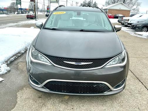 2020 Chrysler Pacifica Limited