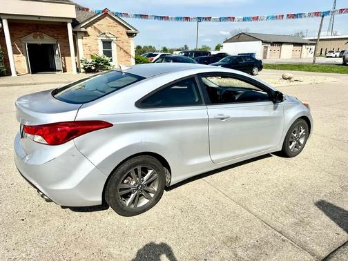 2013 Hyundai ELANTRA GS