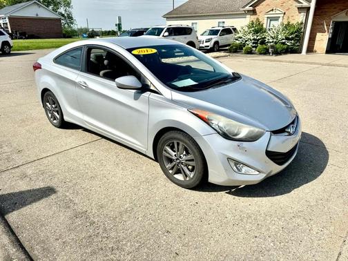 2013 Hyundai ELANTRA GS