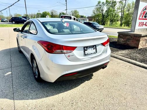 2013 Hyundai ELANTRA GS