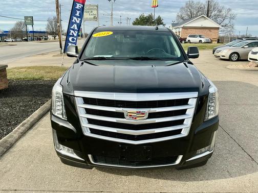 2018 Cadillac Escalade Luxury