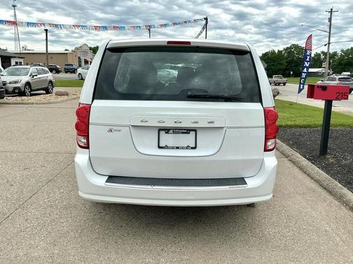 Bright White Clearcoat 2015 Dodge Grand Caravan AVP/SE