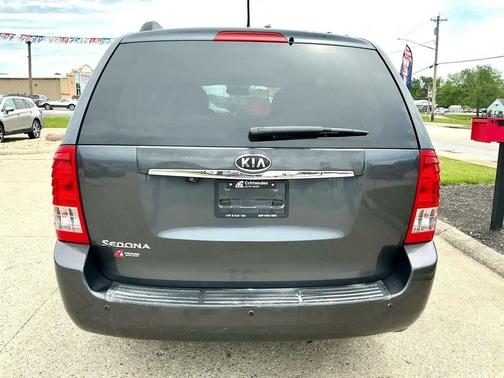 Platinum Graphite 2012 Kia Sedona LX