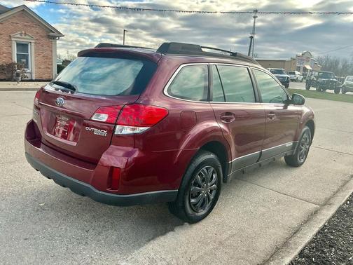 2011 Subaru Outback 2.5i