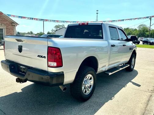 Bright Silver Metallic Clearcoat 2018 RAM 2500 Tradesman Crew Cab 4x4 6'4' Box
