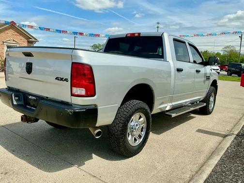 Bright Silver Metallic Clearcoat 2018 RAM 2500 Tradesman Crew Cab 4x4 6'4' Box