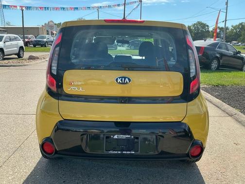 2016 Kia Soul +