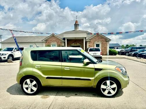2010 Kia Soul +