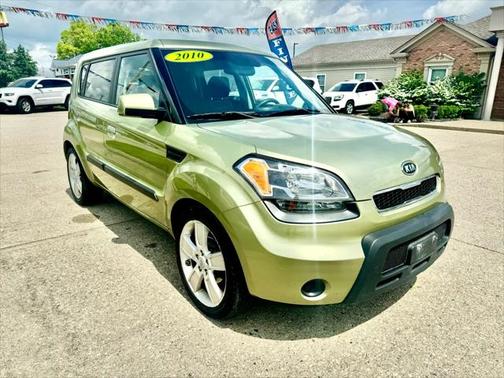 2010 Kia Soul +