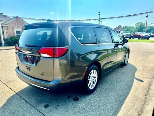 2020 Chrysler Pacifica Touring