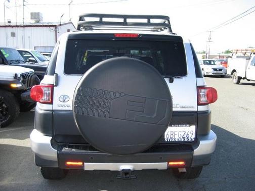 2007 Toyota FJ Cruiser Base (Retail Orders Only) (A5)