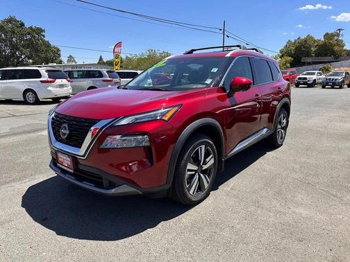 2023 Nissan Rogue SL