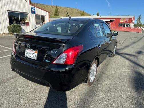 2016 Nissan Versa 1.6 SV