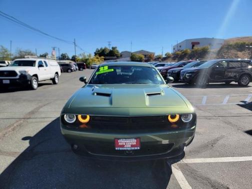 2023 Dodge Challenger SXT