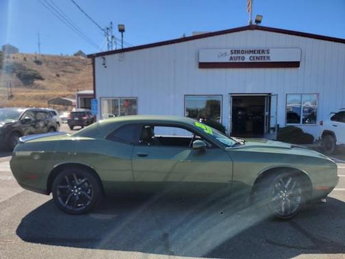 2023 Dodge Challenger SXT