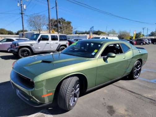 2023 Dodge Challenger SXT