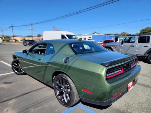 2023 Dodge Challenger SXT