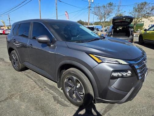 Gun Metallic 2025 Nissan Rogue SV