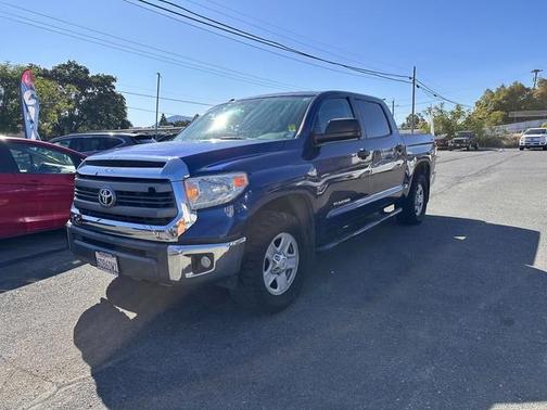 2015 Toyota Tundra SR5