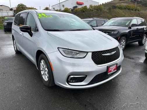 2024 Chrysler Pacifica Touring-L