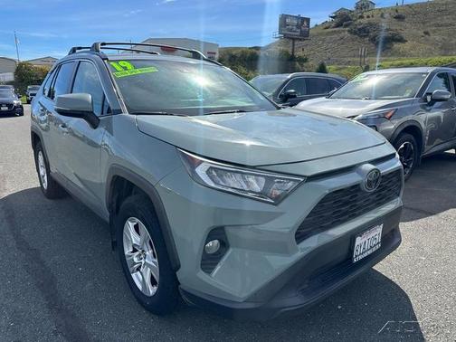 2019 Toyota RAV4 XLE