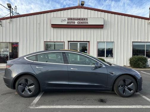 2019 Tesla Model 3 Mid Range
