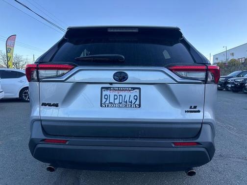 2024 Toyota RAV4 Hybrid LE