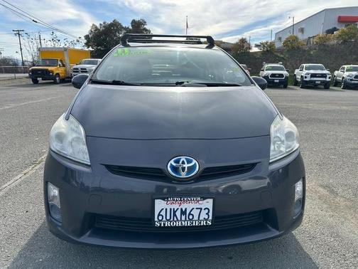 Winter Gray Metallic 2011 Toyota Prius IV