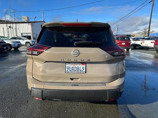 2025 Nissan Rogue SV