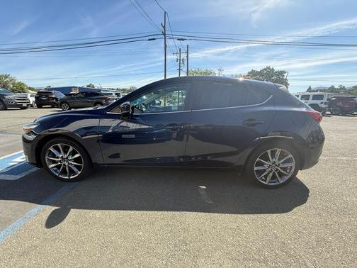 Deep Crystal Blue Mica 2018 Mazda Mazda3 Touring
