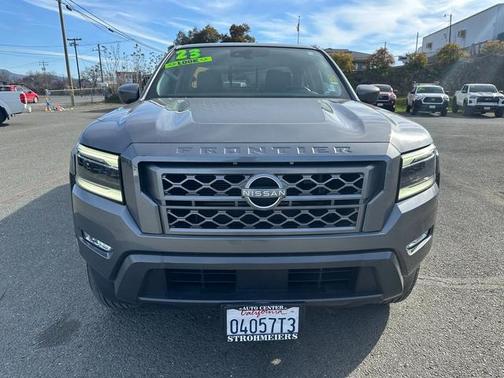 2023 Nissan Frontier SV