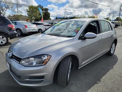 2016 Volkswagen Golf TSI S 4-Door