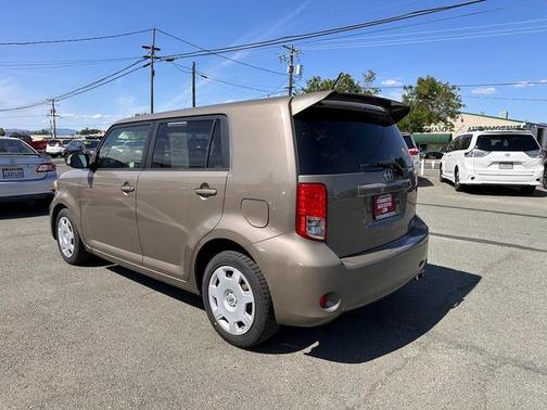 2012 Scion xB Release Series 9.0