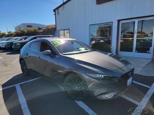 2021 Mazda Mazda3 FWD w/Premium Package