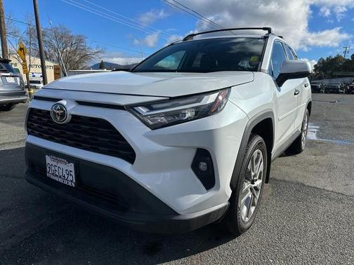 2023 Toyota RAV4 XLE Premium