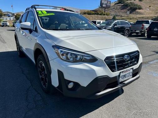 Crystal White Pearl 2023 Subaru Crosstrek Premium