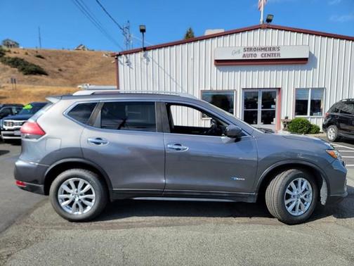 2017 Nissan Rogue Hybrid SV