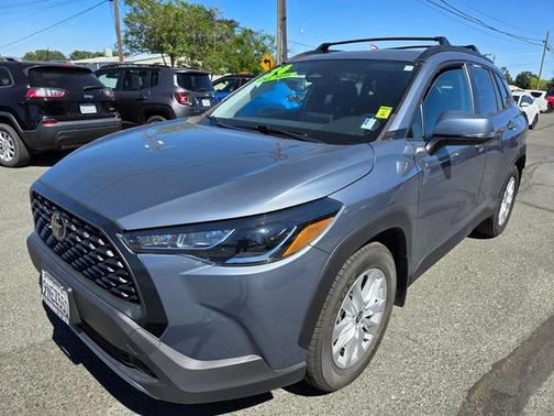 CELESTITE 2024 Toyota Corolla Cross LE