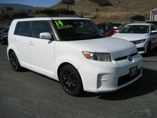 2014 Scion xB