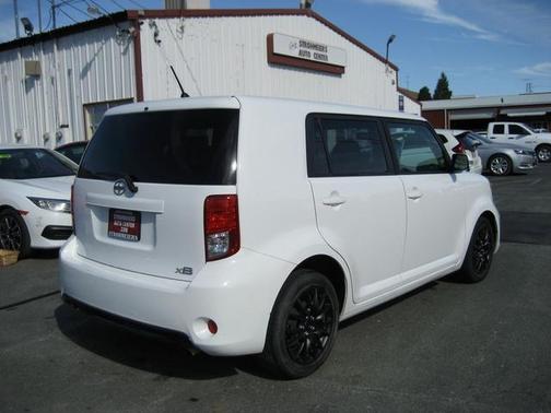 2014 Scion xB