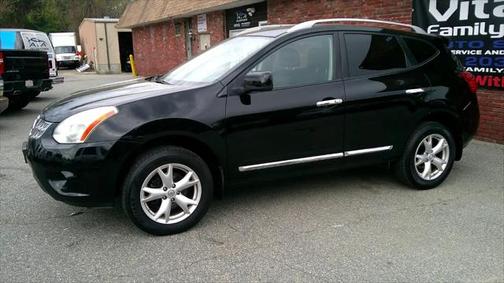 2011 Nissan Rogue SV