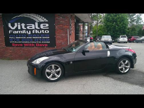 Black 2006 Nissan 350Z Enthusiast