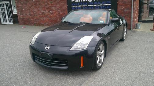 Black 2006 Nissan 350Z Enthusiast