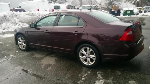 2012 Ford Fusion SE