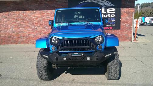 2014 Jeep Wrangler Unlimited Polar Edition