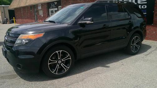 Black 2015 Ford Explorer Sport