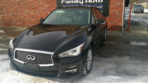 2015 INFINITI Q50 Premium